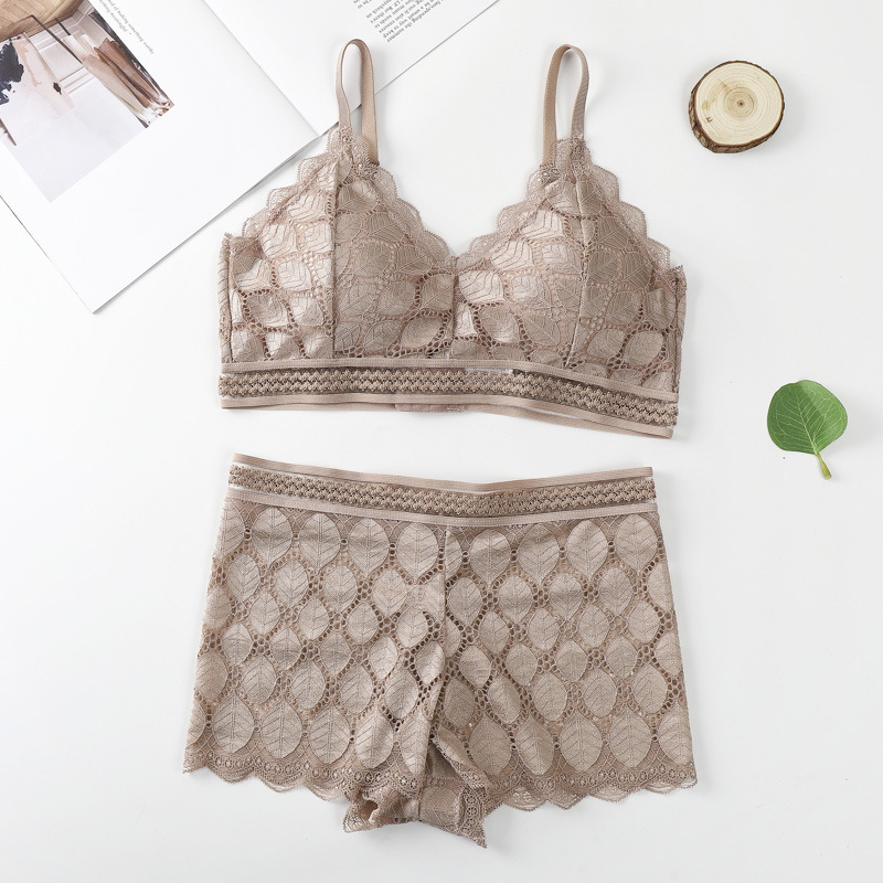 Modish Leaf Design Boxer Pair Bra