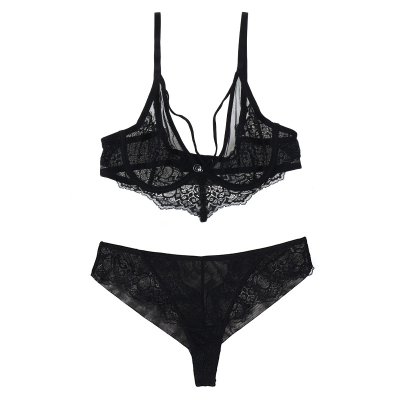 Smooth Lace Trim Design Bra Set