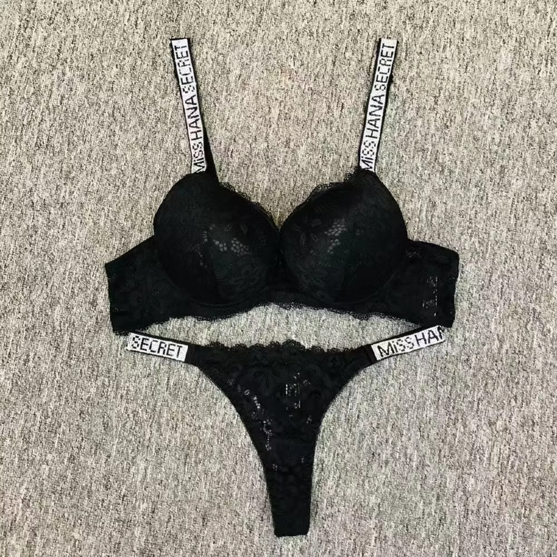Stylish Double Padded Lace Soft Bra set