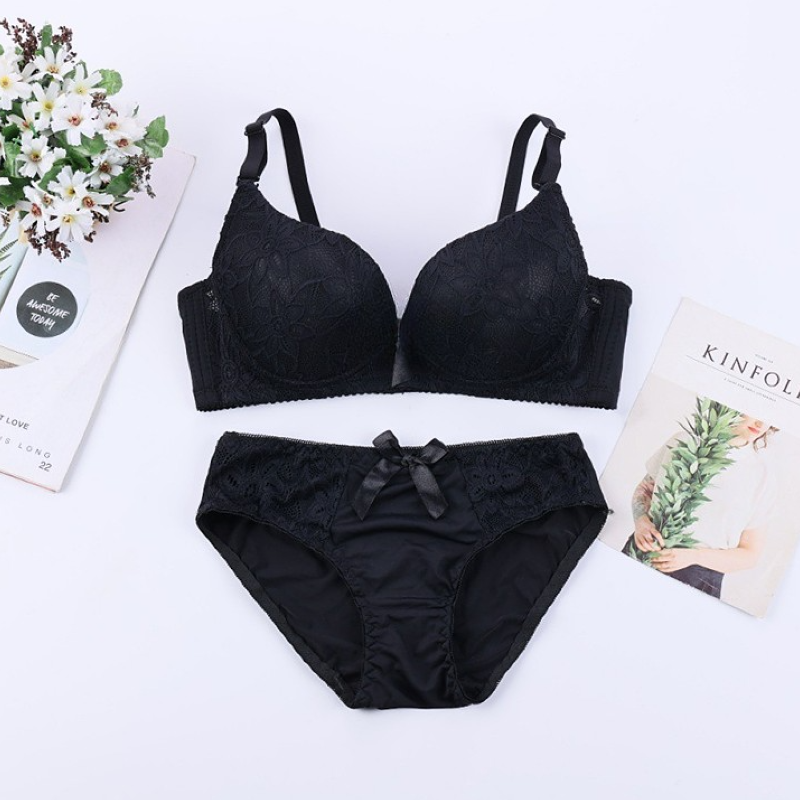 Exquisite Floral Lace Wired Free Bra set